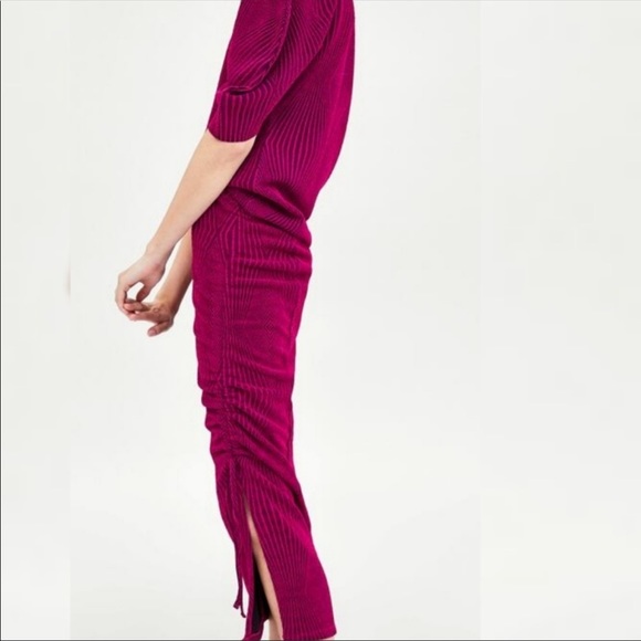 ZARA NWT jacquard fuchsia ruched glitter skirt, size small - Picture 2 of 5